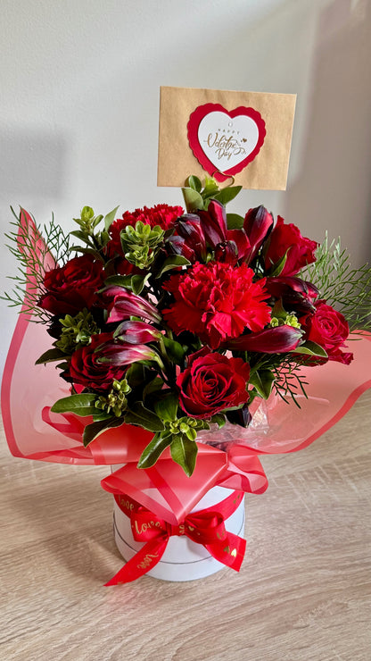 Valentines small hat box